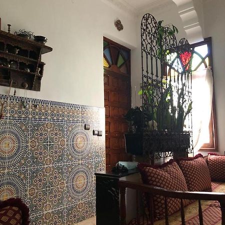 Appartement Meuble 5 Personnes En Plein Centre Ville Рабат Экстерьер фото